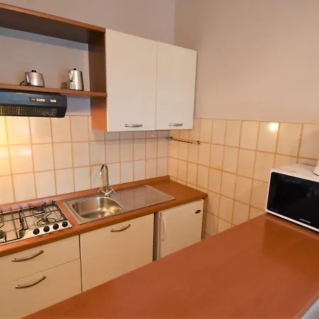 Elettra-3 By Interhome